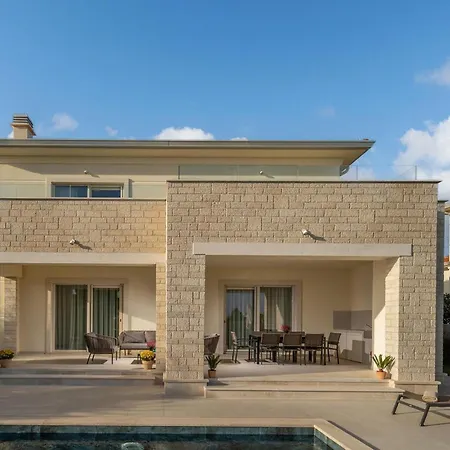 Santina Holiday home
