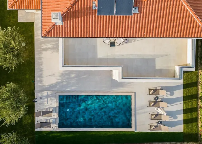 Santina * Tar-Vabriga